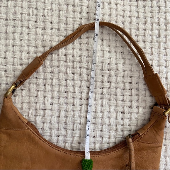 HP⭐️ Y2K Tan Leather Steve Madden Baguette Purse - Picture 6 of 8